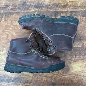Vasque GORE-Tex Lace-Up Hiking Boots